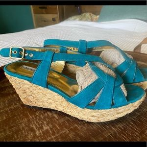 Charles David Summer Espadrilles.  EUC, size 7.5